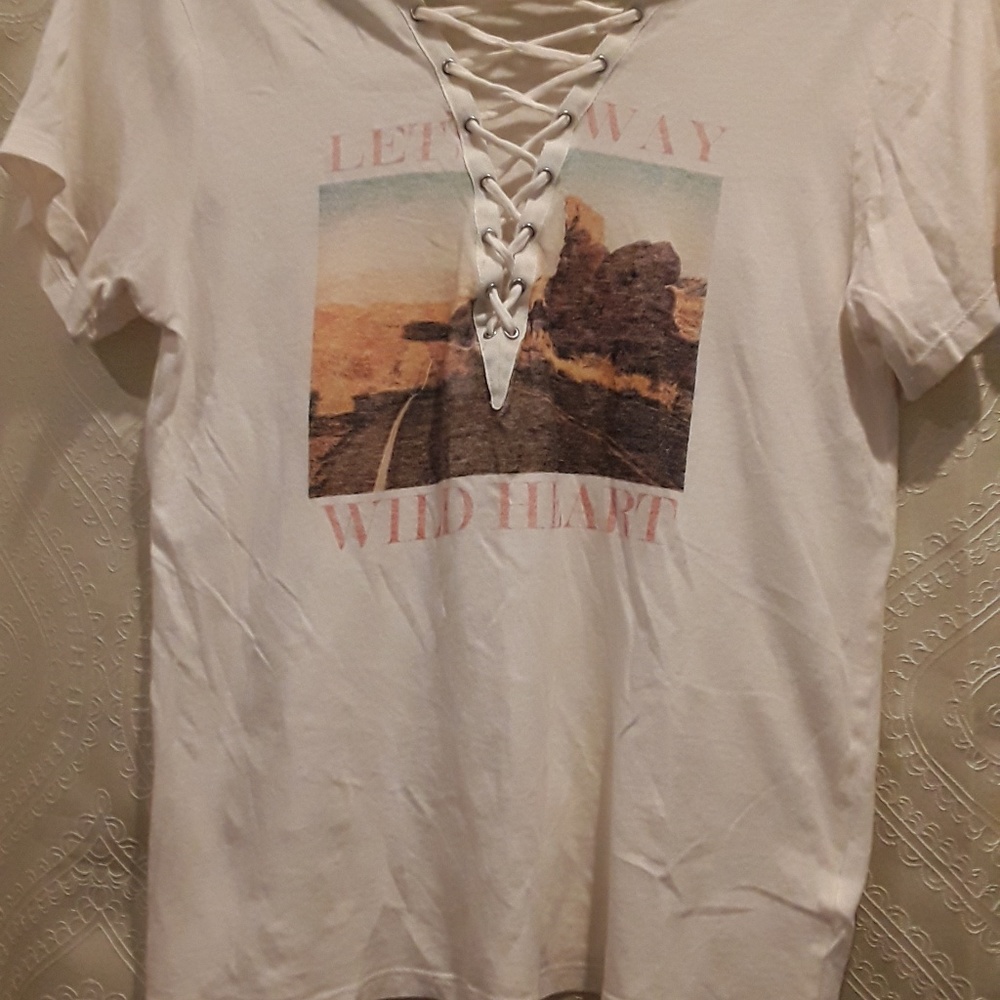 Express Summer Shirt - Picture 2 of 3
